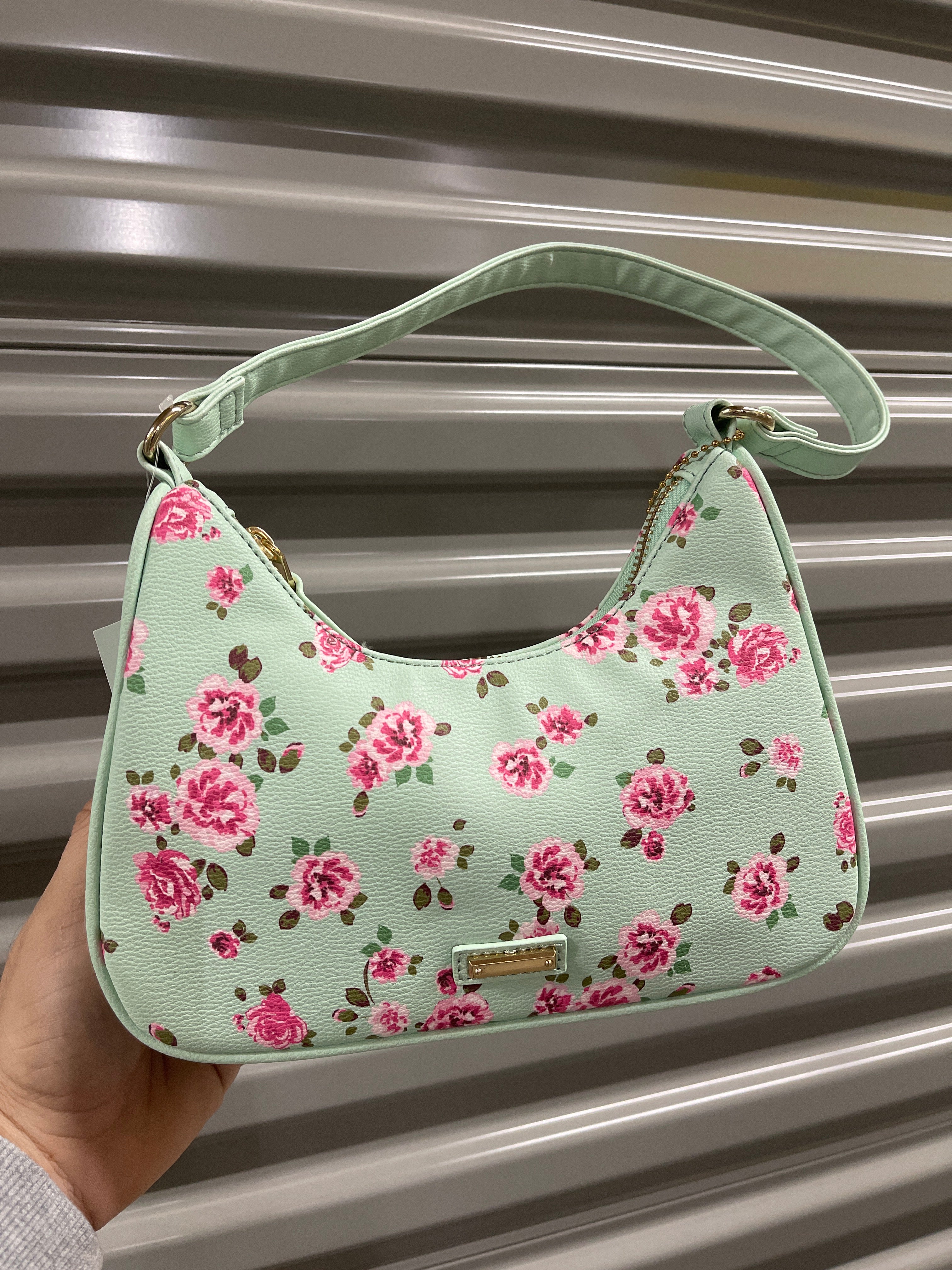 Cartera Flores