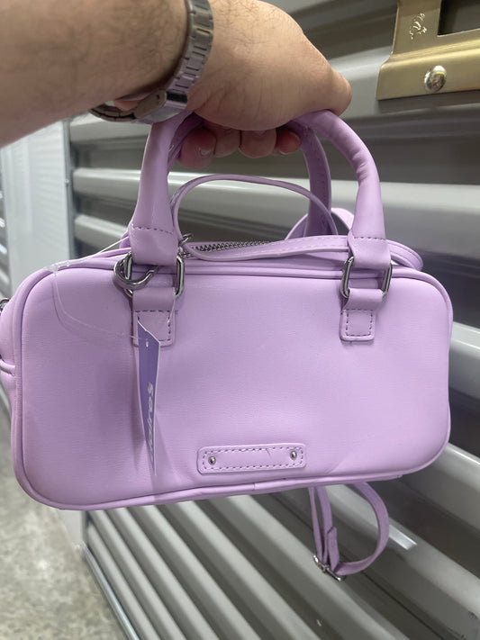 Cartera Semi Cuero Morada