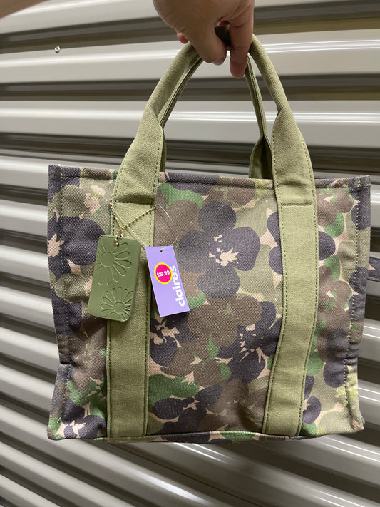 Cartera Camuflada